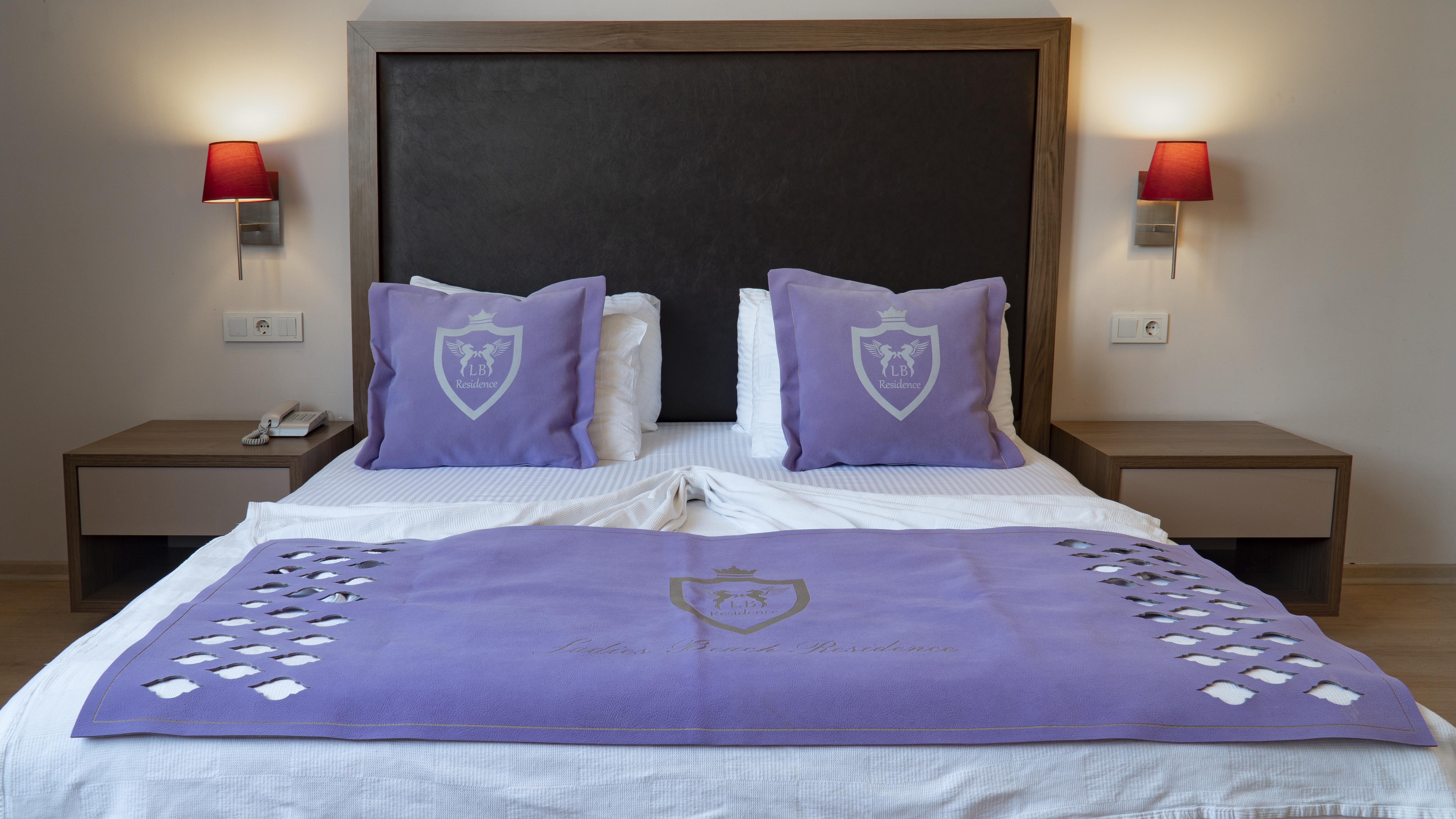 เลดี้ บีช เรสซิเดนซ์ - สำหรับผู้ใหญ่เท่านั้น Aparthotel คูซาดาซี ภายนอก รูปภาพ