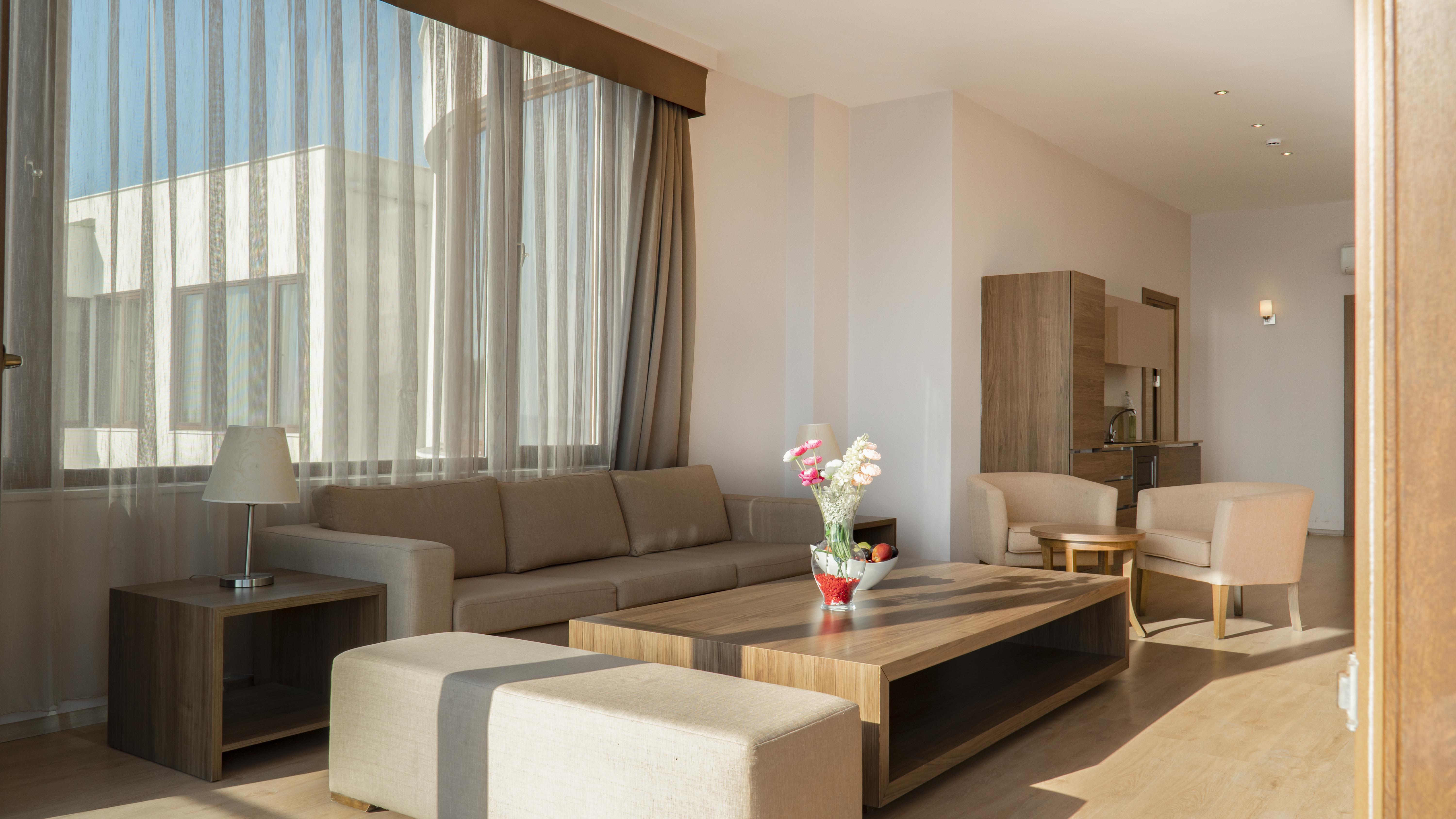 เลดี้ บีช เรสซิเดนซ์ - สำหรับผู้ใหญ่เท่านั้น Aparthotel คูซาดาซี ภายนอก รูปภาพ