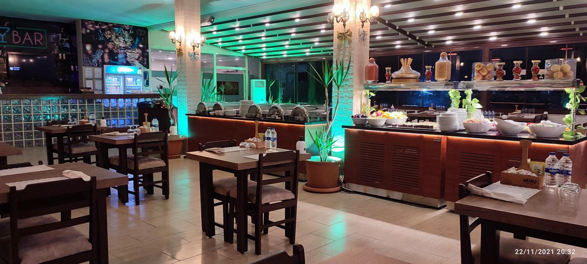 เลดี้ บีช เรสซิเดนซ์ - สำหรับผู้ใหญ่เท่านั้น Aparthotel คูซาดาซี ภายนอก รูปภาพ